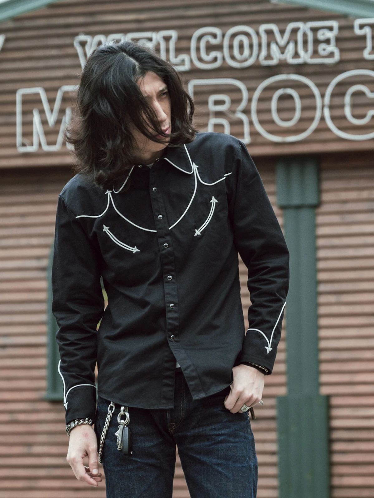 

Non Sto Western Cowboy с вышивкой Long Sve irt Roabilly Bla Musician Stitched Thiened Мужская модная осенняя одежда