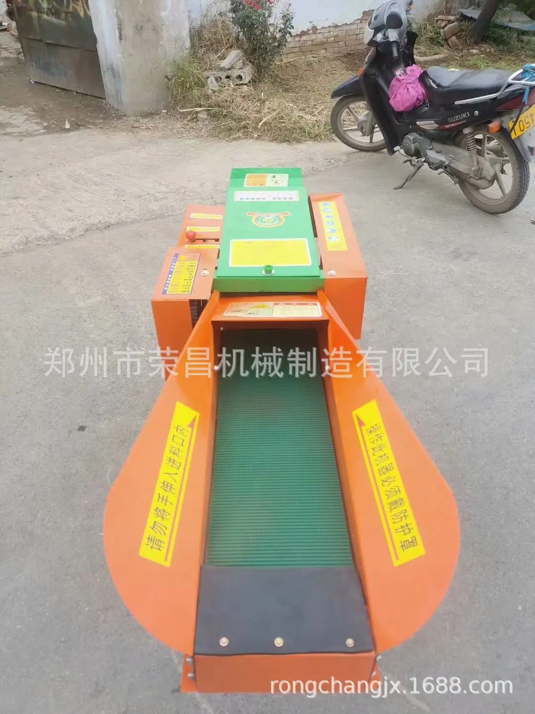 Impastatrice per paglia umida e secca per uso domestico