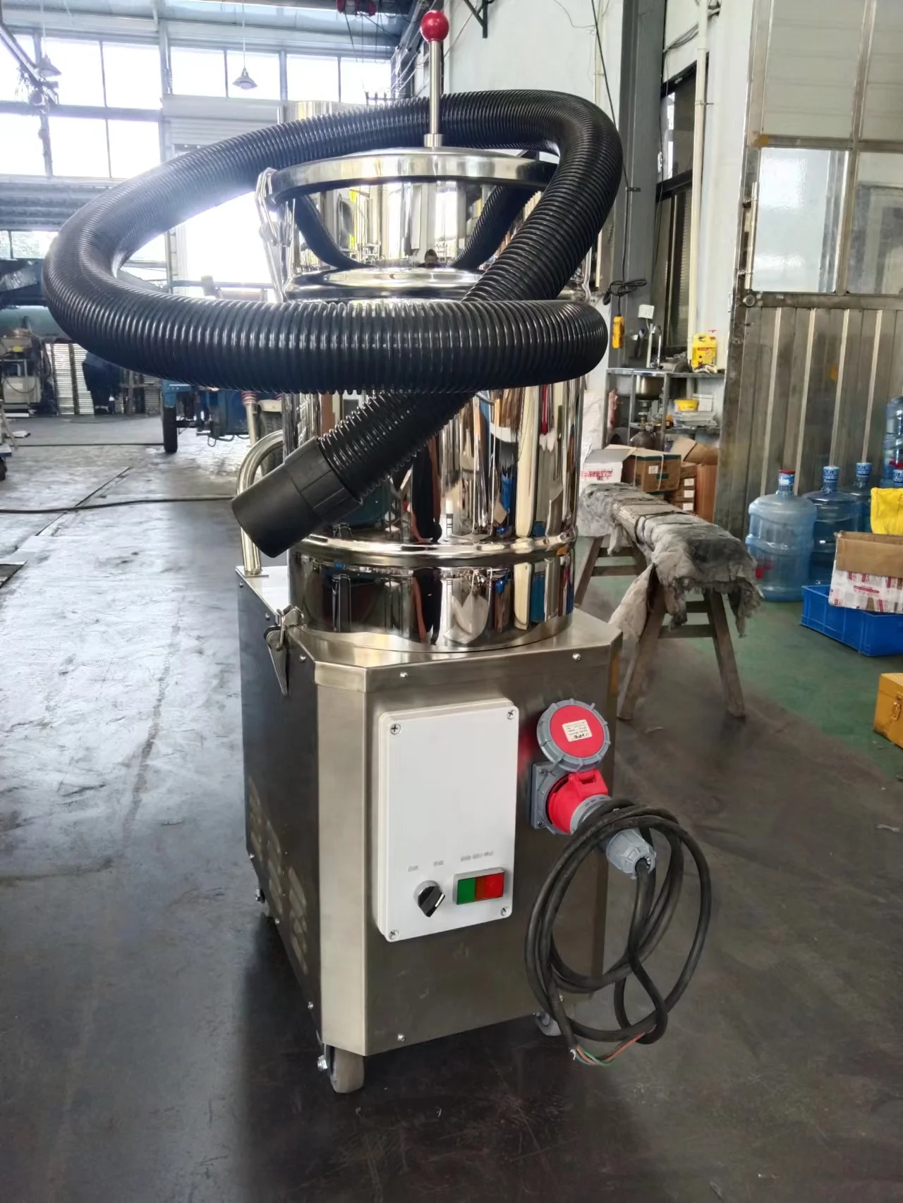 Vacuum Cleaner Industrial Use