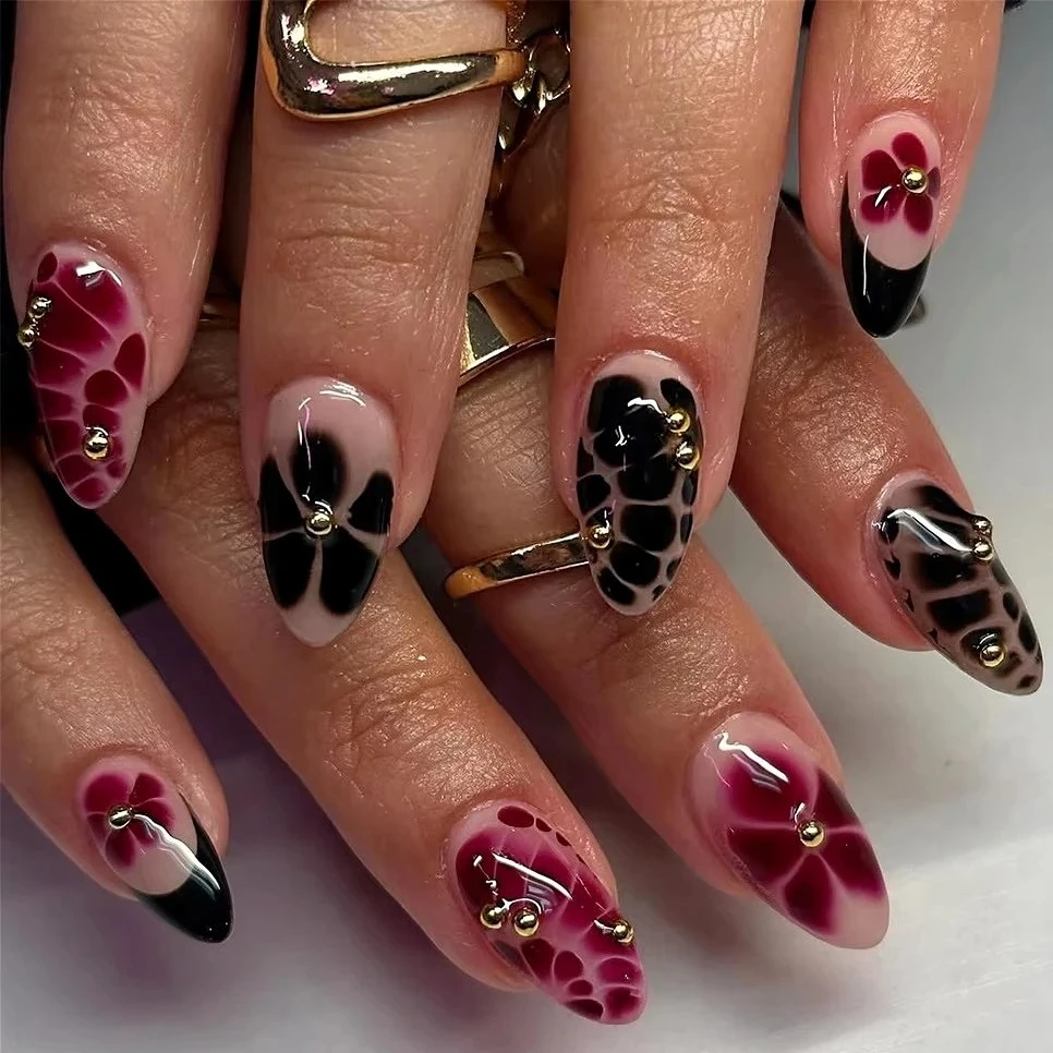 

Purple Black Halo Dyeing Flowers Alligator Pattern Bead White Almond False Nails Ballet Fake Nails Art Press on Nails Manicure
