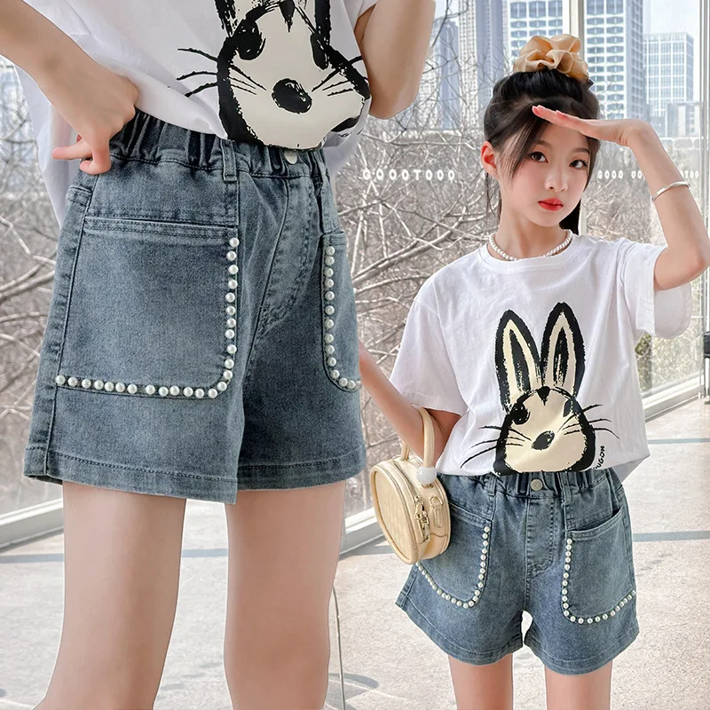 Elegant Kids Fashion Design Denim Shorts with Pearls for Tween Girls Casual Streetwear Above Knee Pants Child Cool Mini Jeans