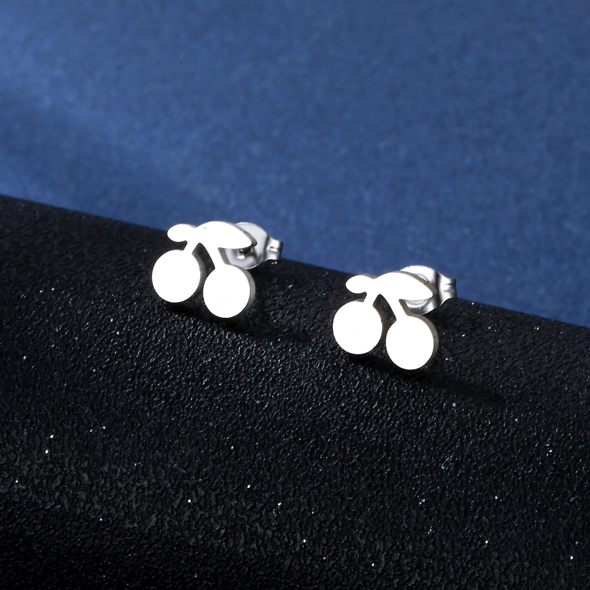 Stainless Steel Charm Necklaces Earrings Set Cartoon Lovely Cherry Pendants Collar Clavicle Chain Necklace Women Jewelry Gifts