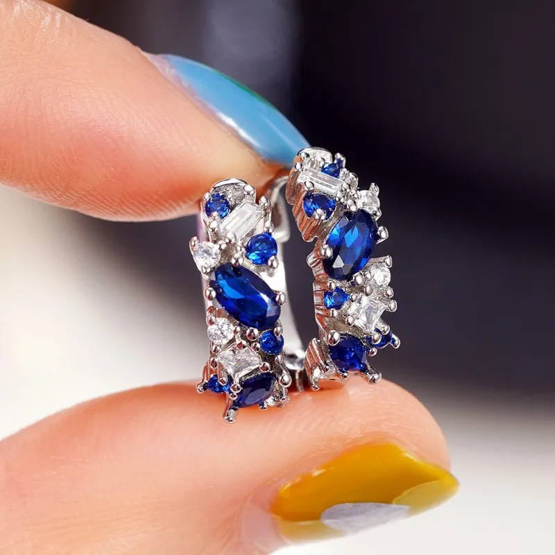 2026 New Blue and White Klein Zircon Ear Buckle with Women's Design Sense, High End Trendy Jewelry Accessories