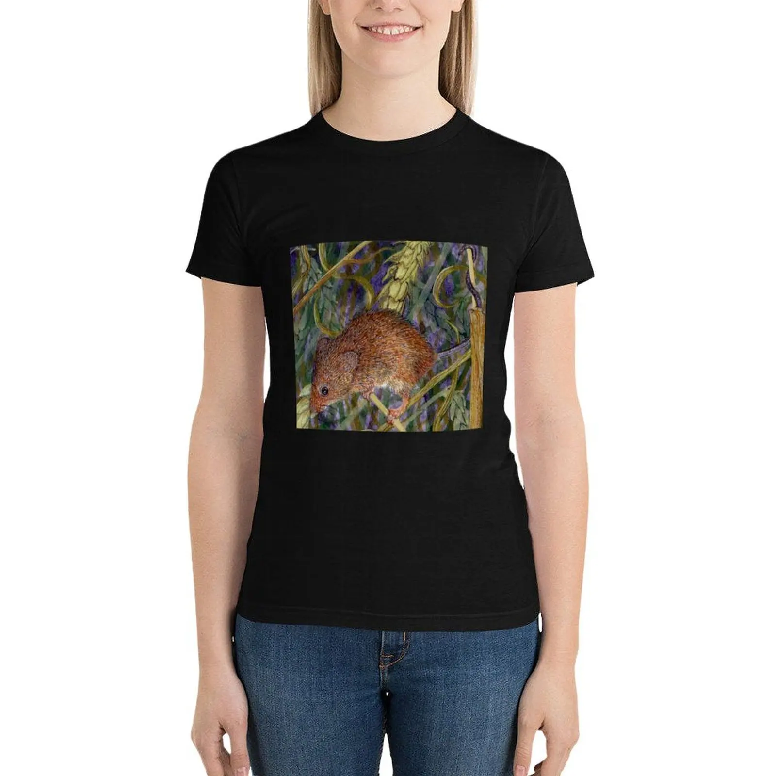 

Harvester mouse, playing in the wheat and barley T-Shirt customs design your own anime t shirts for Women loose fit