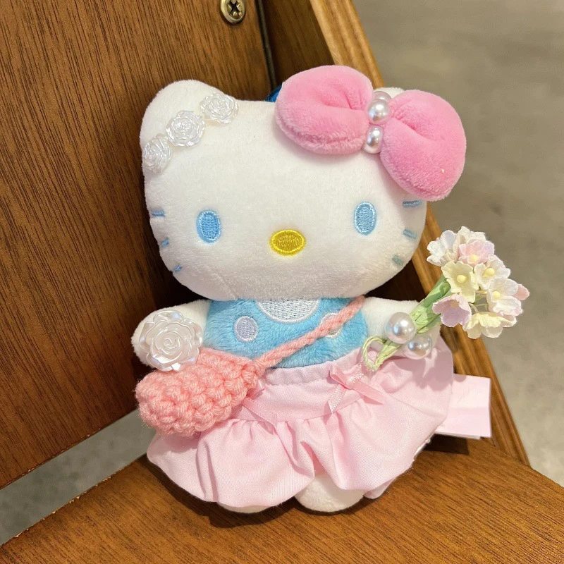 Sanrios süßer Hellokittys Plüschtier-Schlüsselanhänger mit Blumendetails, Kawaii-Charakter, Kt-Katzen-Anhänger, Kleid, Schlüsselanhänger, Geschenke für Mädchen