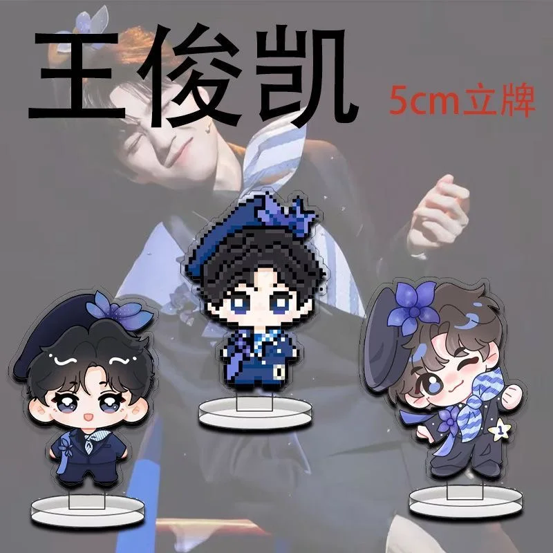 decoracao-criativa-de-mesa-com-personagem-de-acrilico-de-5cm-para-o-concerto-de-cosplay-de-wang-junkai