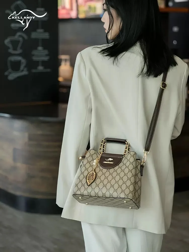 kangaroo-women's-crossbody-bag-large-capacity-tote-bag-vintage-handbag-commuter-versatile-midlife-mom-bag-british-style