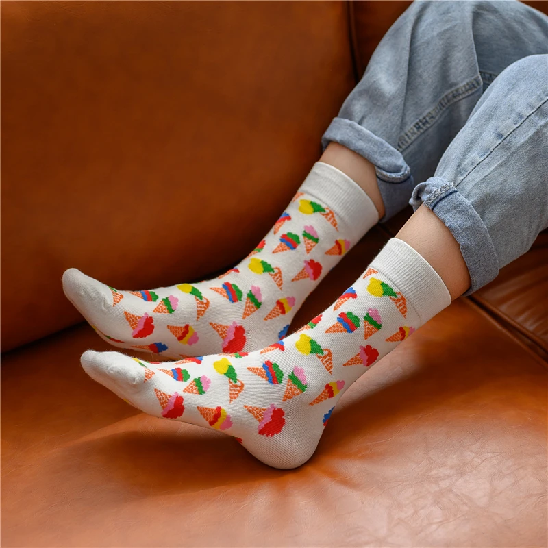 New Funny Cartoon Happy Dancing Bear Socks Cute Ice Cream Harakuju Dots Mid Tube Sokken Hipster Dropship