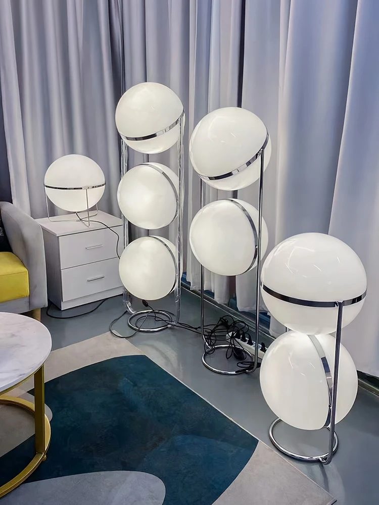 

Bauhaus LED Modern Minimalist Style Living Room Table Lamp Bedroom Bedside Exhibition Hall Creative Atmosphere Glass Floor Lamp