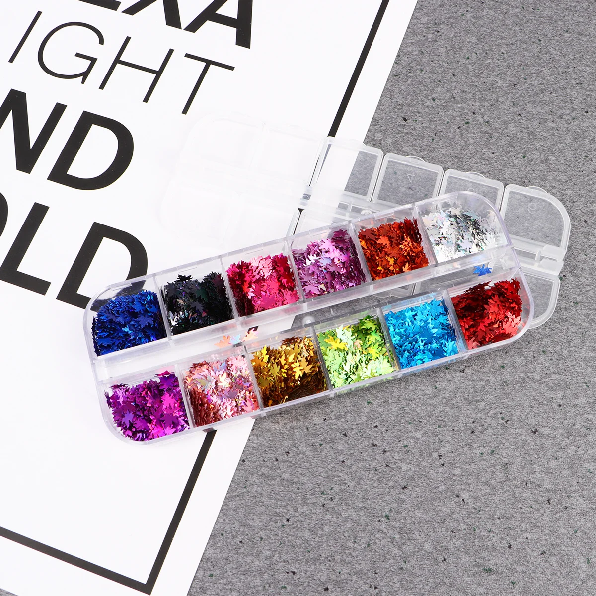 12 pezzi di paillettes per unghie foglie d'acero adesivi colorati per nail art decalcomanie per manicure decorazioni per feste fai da te decalcomanie per manicure creative