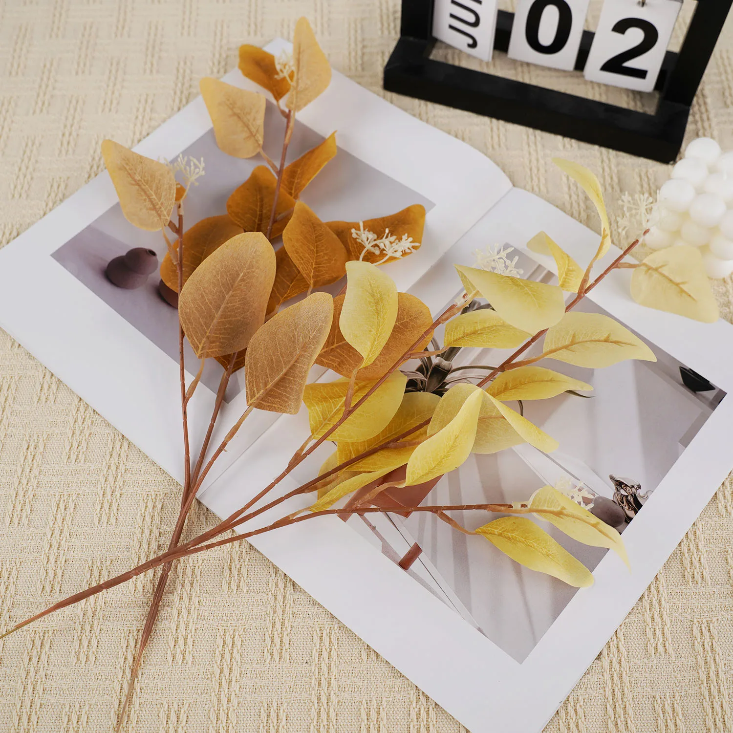Autumn Artificial Plant Faux Leaves Eucalyptus Long Branch Home Wedding Decoration Silk Flowers Fake Plants Diy Table Decoration