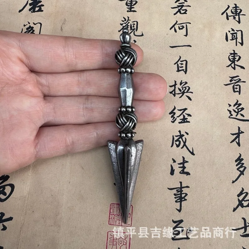 Tibetan-style antique-style assorted collectibles: vintage necklace pendants, keychains, and vajra scepters