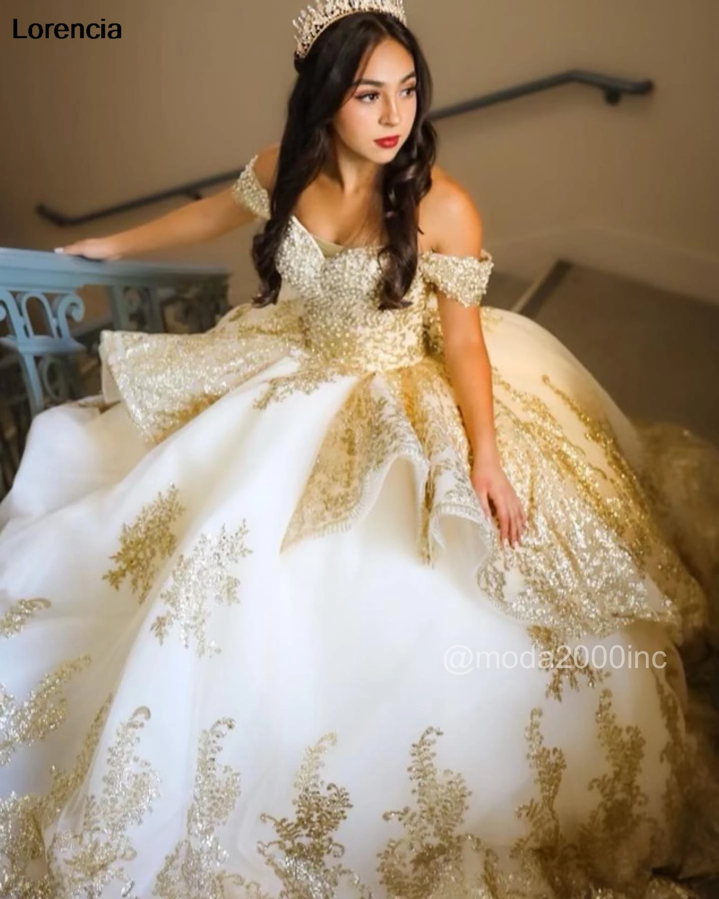 LorstudShiny-Robe de RhQuinceanera avec appliques en dentelle dorée, perles perlées, corset à plusieurs niveaux, Sweet 16, robe éducative de 15 ans, YQD964