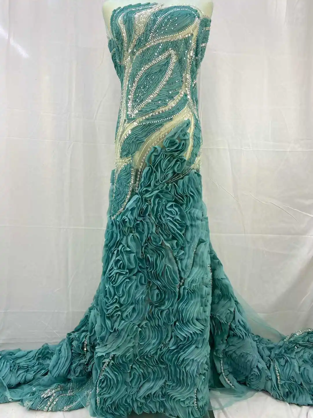 قماش دانتيل شبكي مطرز ثقيل فرنسي أنيق 2025 شبكة تول نيجيرية أفريقية مع قماش ترتر لفستان الزفاف-JH