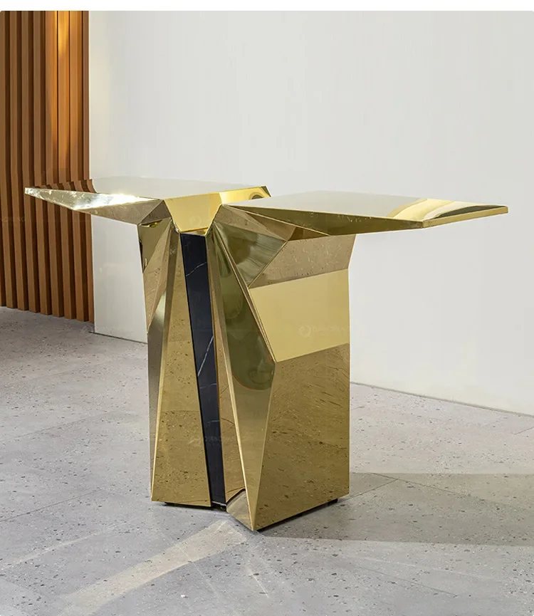 A Italian Light Luxury Entrance Platform Senior Stainless Steel High-end Art Decoration End Platform