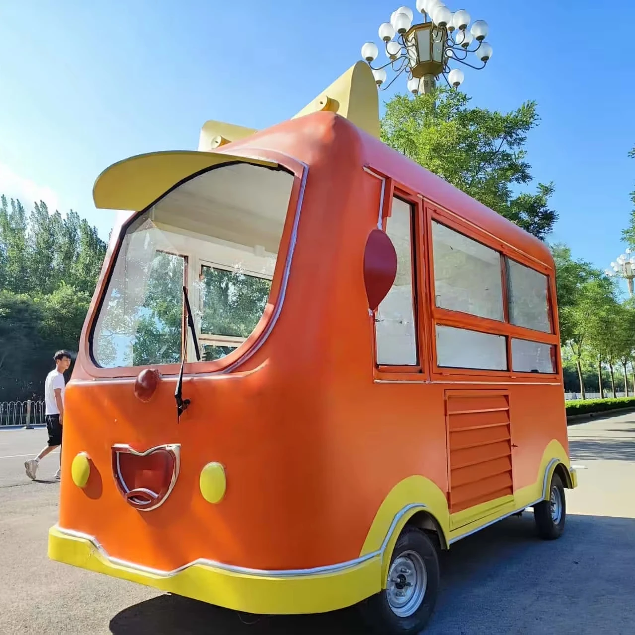 *for Customizable Commercial Motorized Stainless Steel Outdoor Fully Equipped Hot Dog Snack Food Mobile BBQ Food Trailer