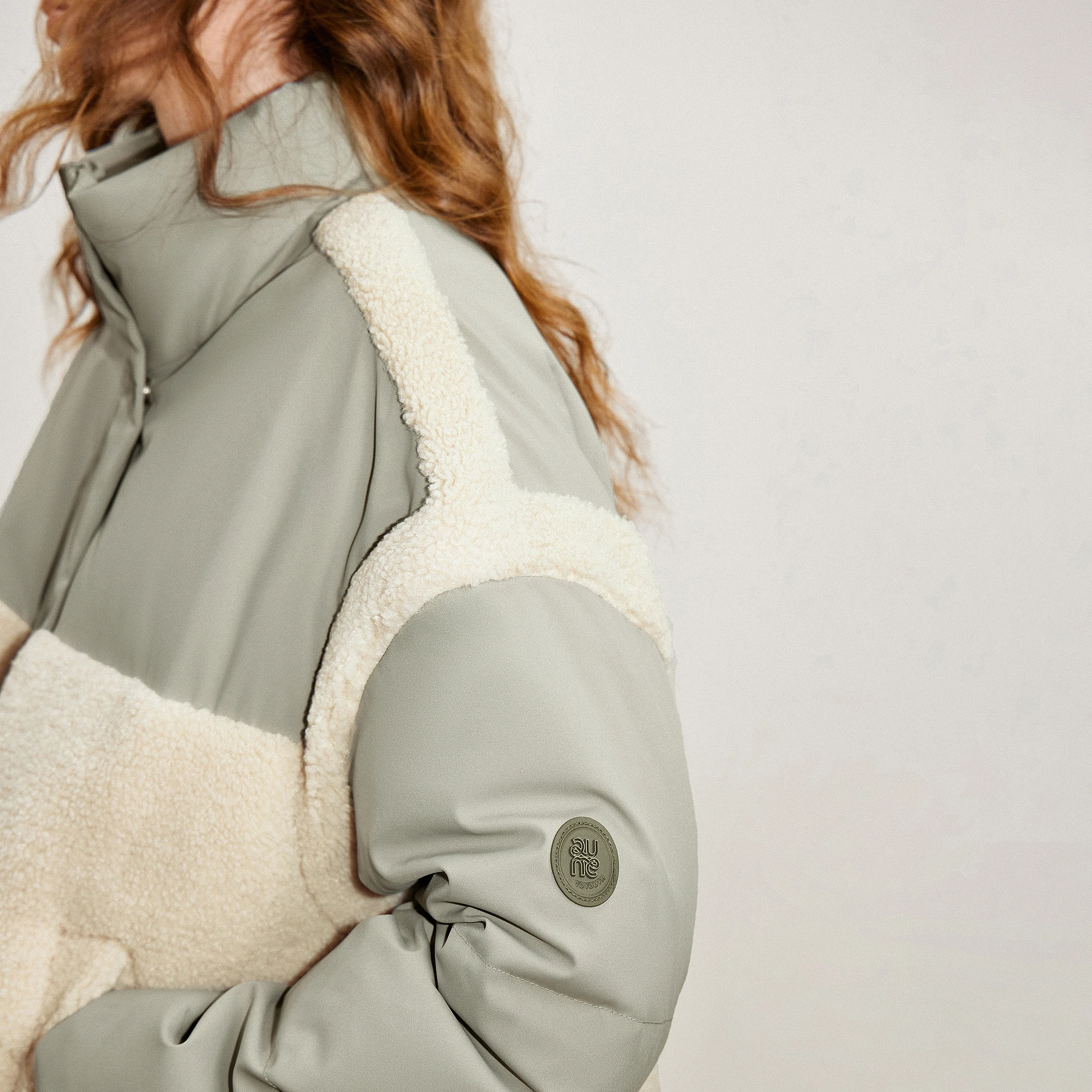 TOYOUTH النساء أسفل السترات 2025 شتاء جديد القمح الأذن الصوف تقسم أكسفورد النسيج منتفخ خفيفة الوزن ملابس خارجية غير رسمية