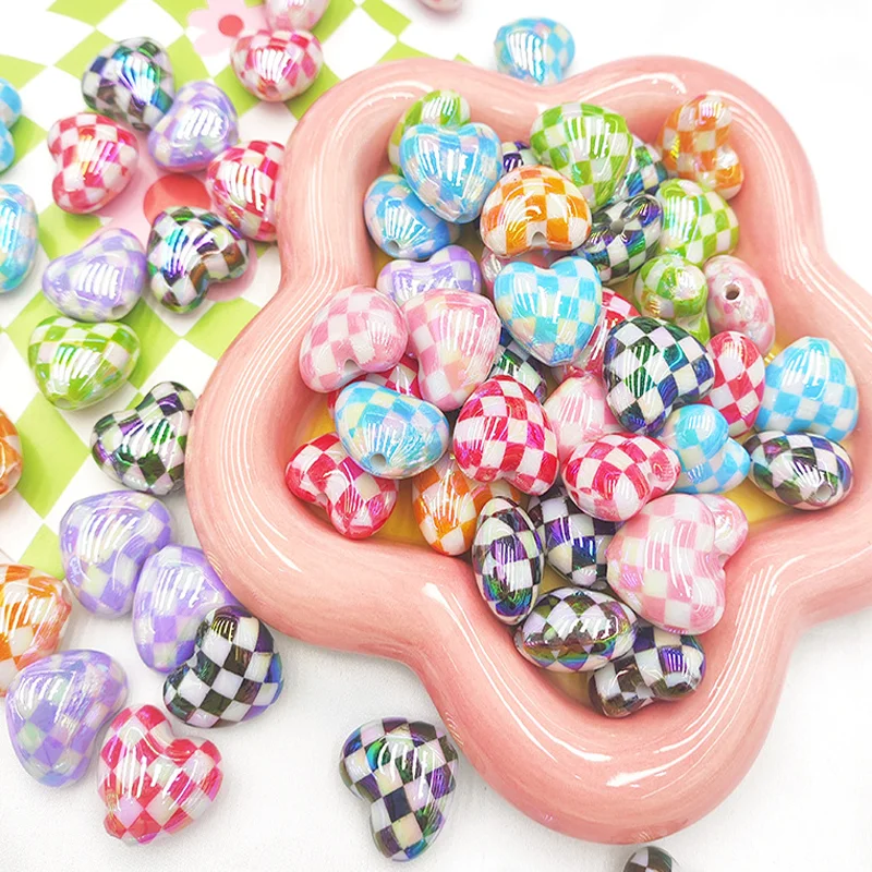 

200PCS Love/Heart Grid Straight Hole Beaded DIY Mobile Phone Rope, Keychain, Pen Rubber Band Handicraft Accessories