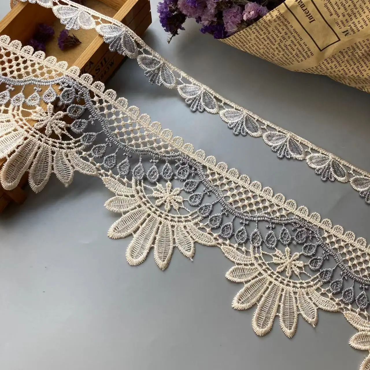 1 Yards Blue Embroidery Flower Lace Ribbon Trims for Sofa Curtain Trimmings Costumes Dress Applique Beige 11 cm 2.5 cm New