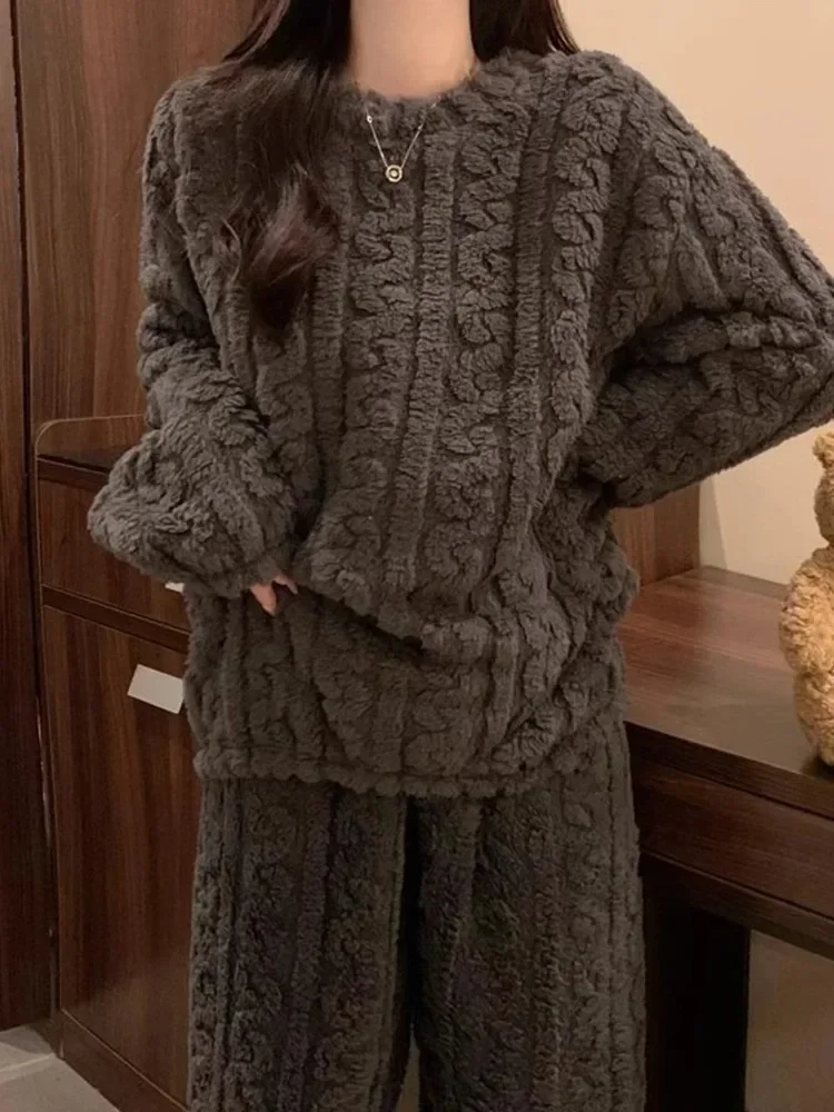 2024 솔리드 컬러 산호 양털 오-넥 여성 잠옷 세트 긴 소매 플러시 2 조각 세트 패션 편안한 늑골이있는 아늑한 잠옷