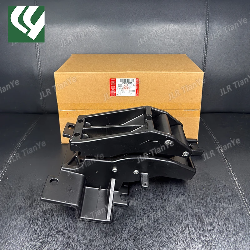 VPLGP0139 VPLGP0137   Suitable for Land Rover L405 L494 front electric side pedal fixing bracket