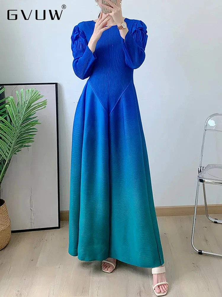 GVUW Pleated Gradient Lantern Dress For Women 2024 Autumn New O-neck Long Sleeves Female Evening Dresses Fashion Elegant 17G2002