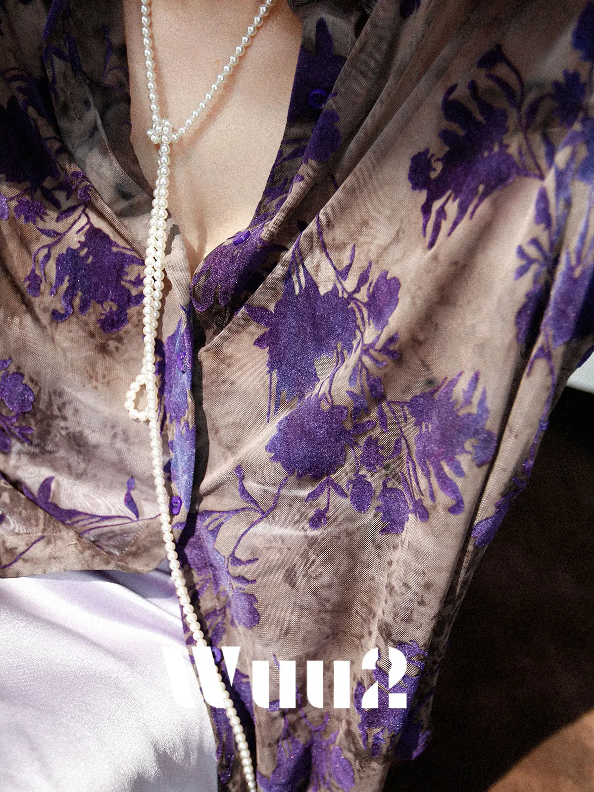 

Ultra Soft Velvet Purple Flower Me irt Women's Unique Vintage Artistic Top Spring Season Loose Fit Long Sve Blouse