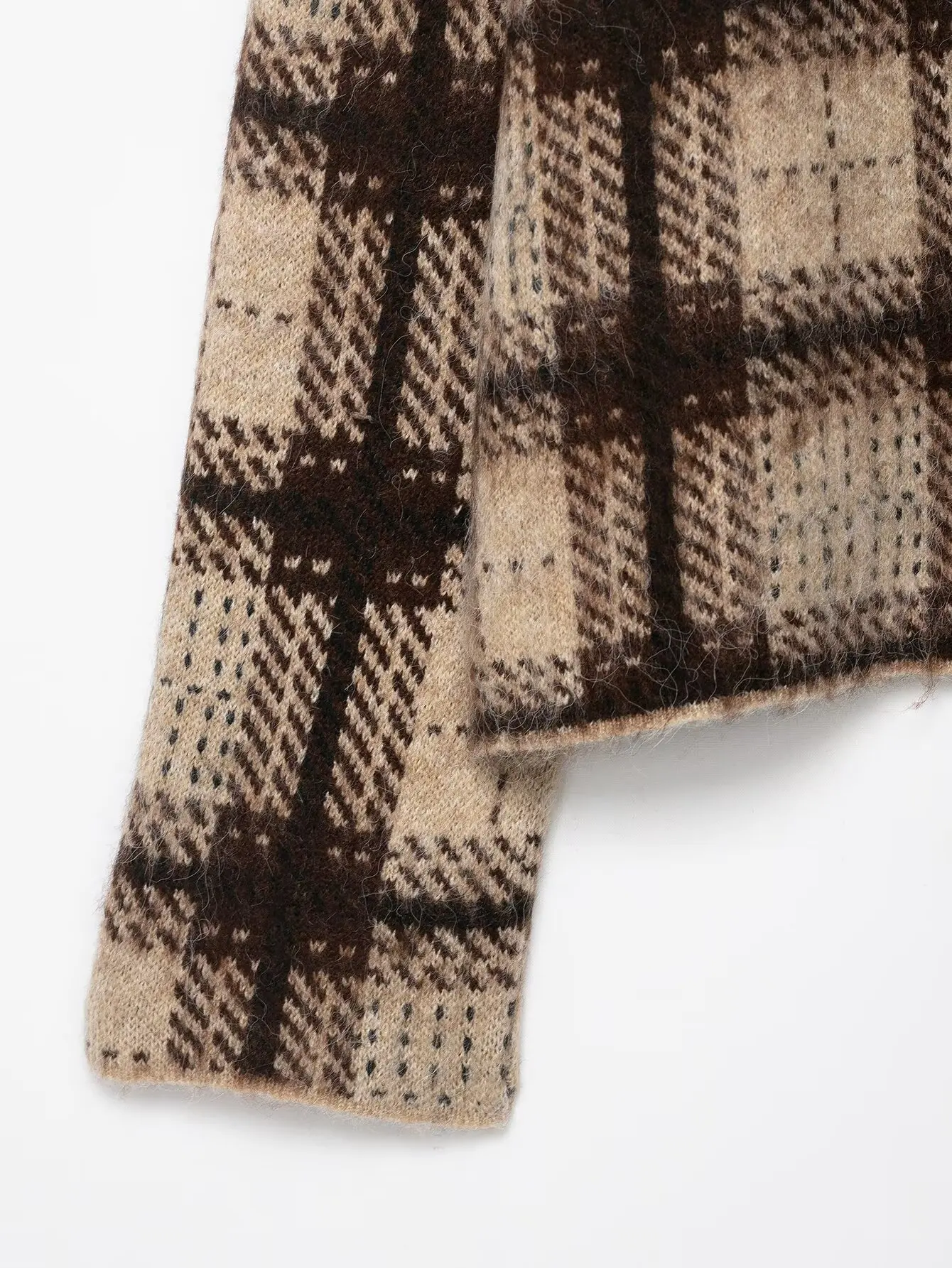 جديد 2025 الخريف الشتاء النساء القهوة منقوشة محبوك نصف عالية طوق البلوز سترة كم كامل البلوز فضفاض قصير تريكو