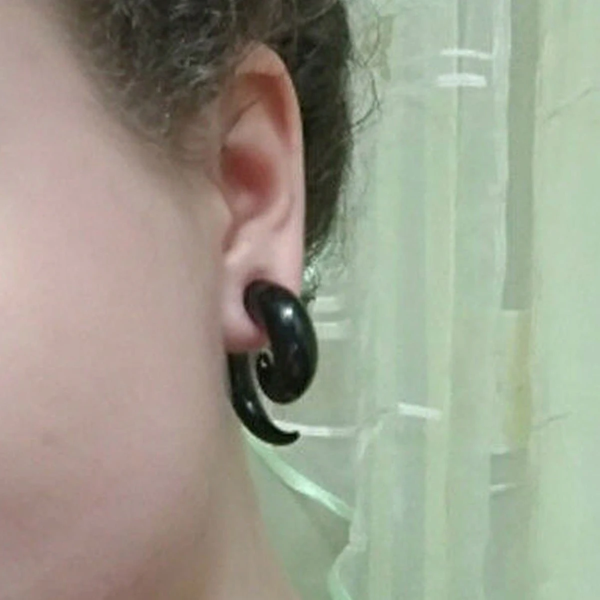 2PC Acrylic Black White Ear Expander Ear Plugs Spiral Ear-Piercing Stretcher Body Jewelry 1.6mm-24mm Piercing Jewelry Unisex
