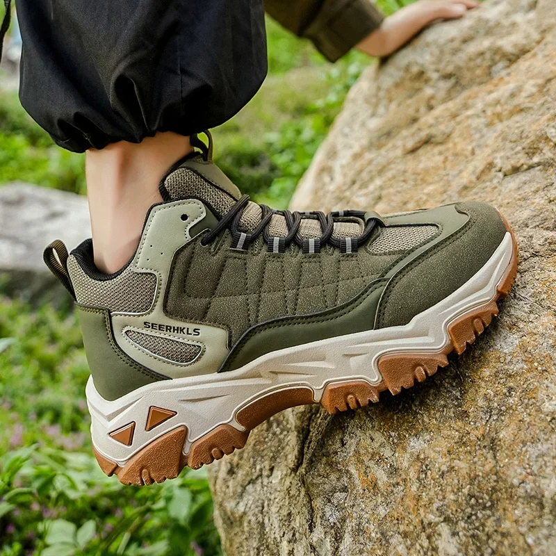 Men's Outdoor Sports Shoes Spring Winter Ankle Boots Men's Adventure Hiking Shoes Anti Slip Outdoor Anti Slip Hiking Shoes