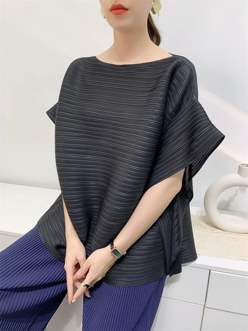 Miyake Pleated Tops for Women 2024 Summer New T-shirts Comfortable Casual Loose Niche Short-sleeved Slim Pleated Clothes