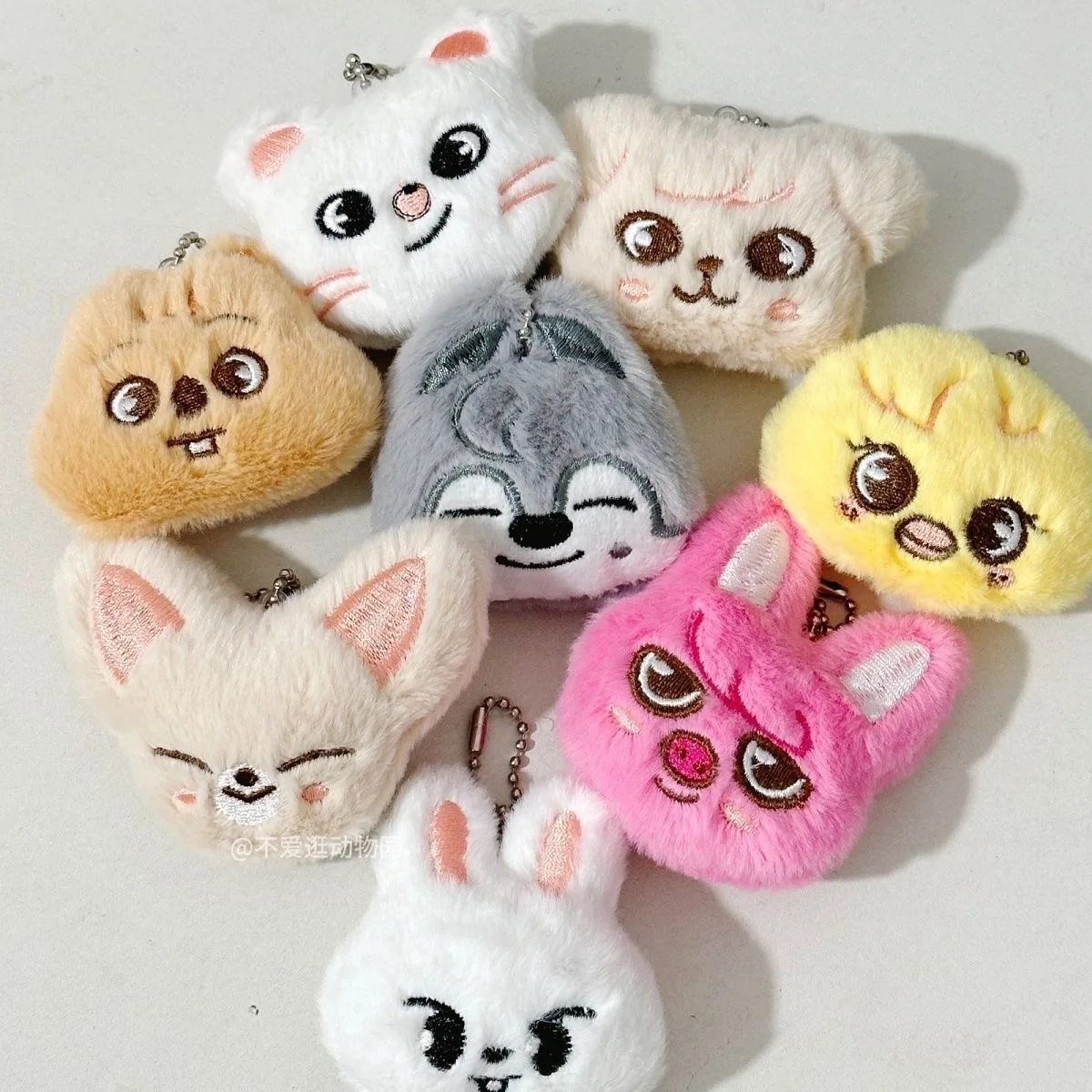8pcs Cute Animal Designs Mini Keychain Plush Cartoon Stuffed Animal Doll Keyring KPOP Fans Gift Cute Pendant Birthday Gifts