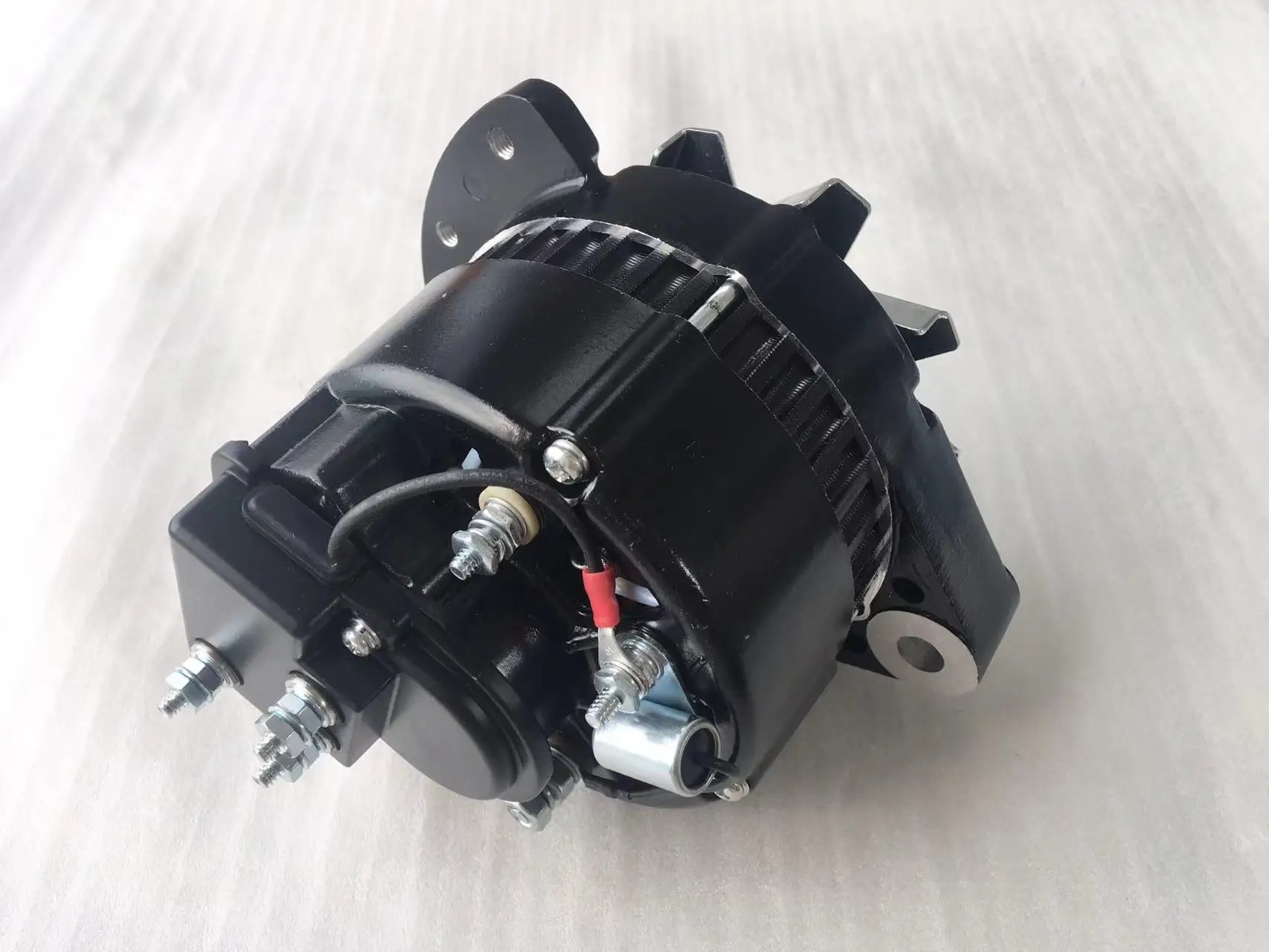 Alternator 30-00409-65 for Carrier Engine V2203 Kubota Alternator