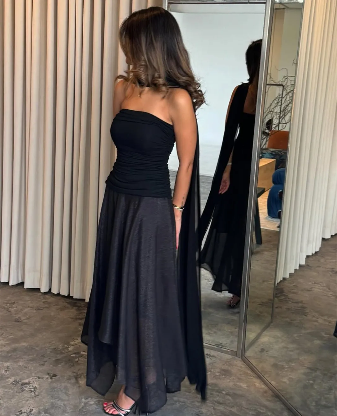 

Customized Short Black Chiffon Evening Dresses with Ribbon A-Line Strapless فساتين سهرة Ankle Length Pleats Prom Dress for Women