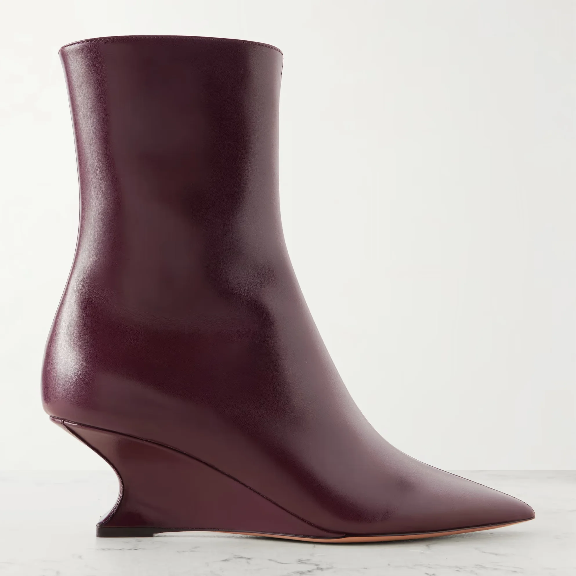 

Strange Style Pointed Toe Leather Suede Boots Sexy Pointed Toe Zipper Solid Customized New Arrival Autumm/Winter Modern Boots