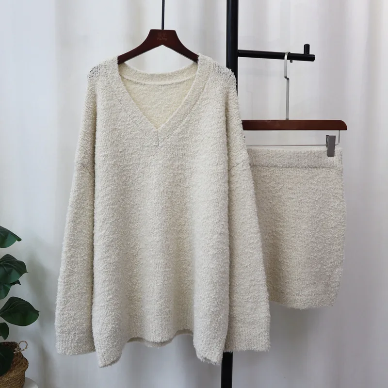 

2025 Корейский стиль, новый модный вязаный топ из пряжи, юбка-миди, комплект из двух предметов, однотонный свитер с длинными рукавами и v-образным вырезом для женщин