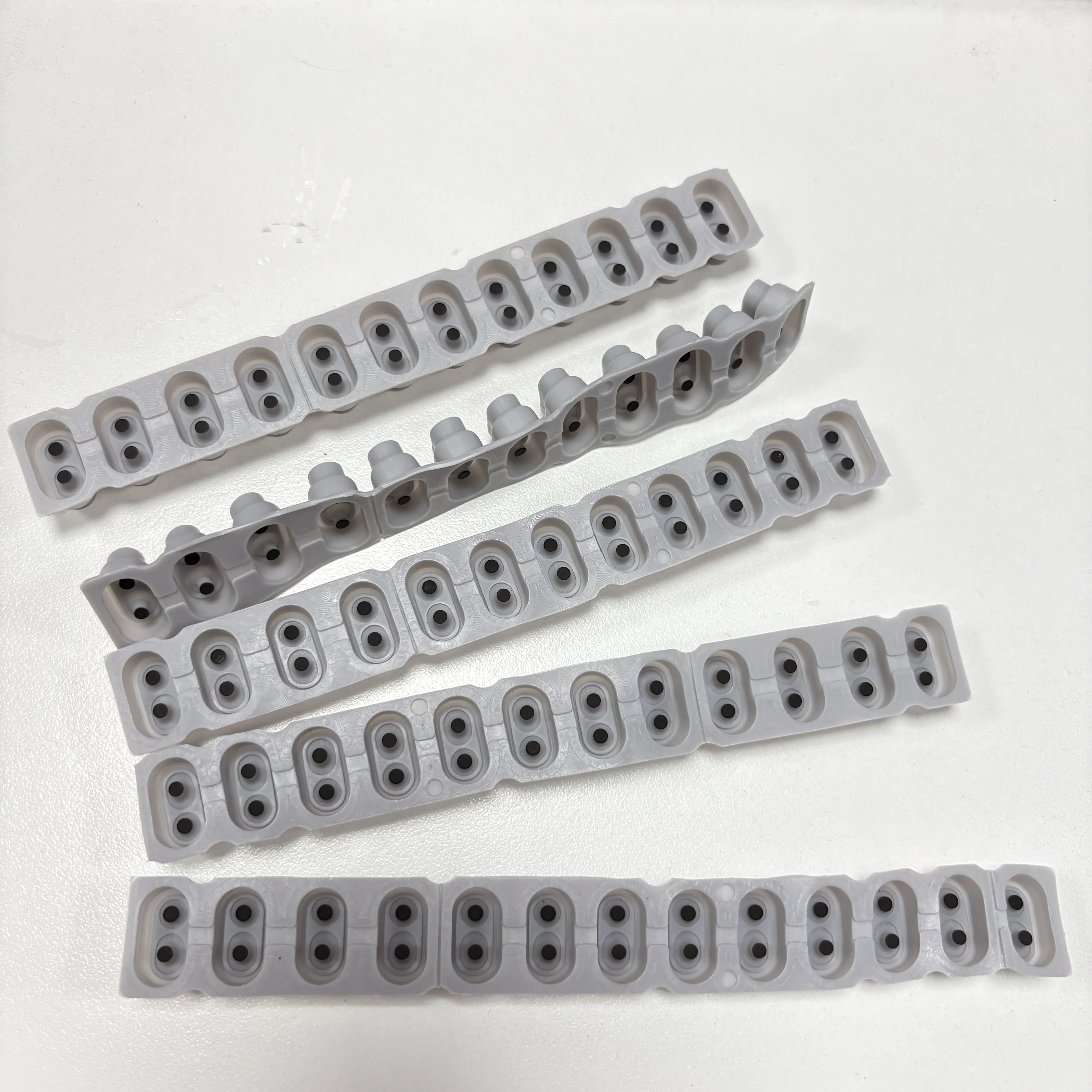 5PCS Rubber Contact Strips Fit Korg PA300 PA500 PA600 PA1000 PA900 X50 PA700 510500504502 510500504503 M-50 M3 Photo61 Photo 61