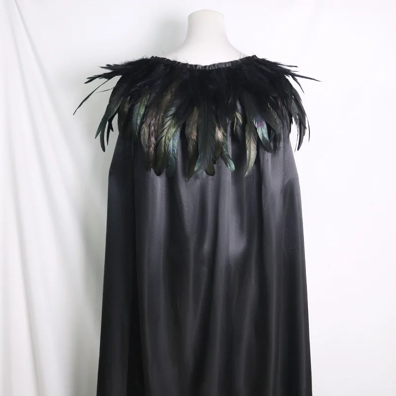 

Черный готический плащ с перьями на плечах и воротнике, костюм на Хэллоуин, реквизит для ролевых игр