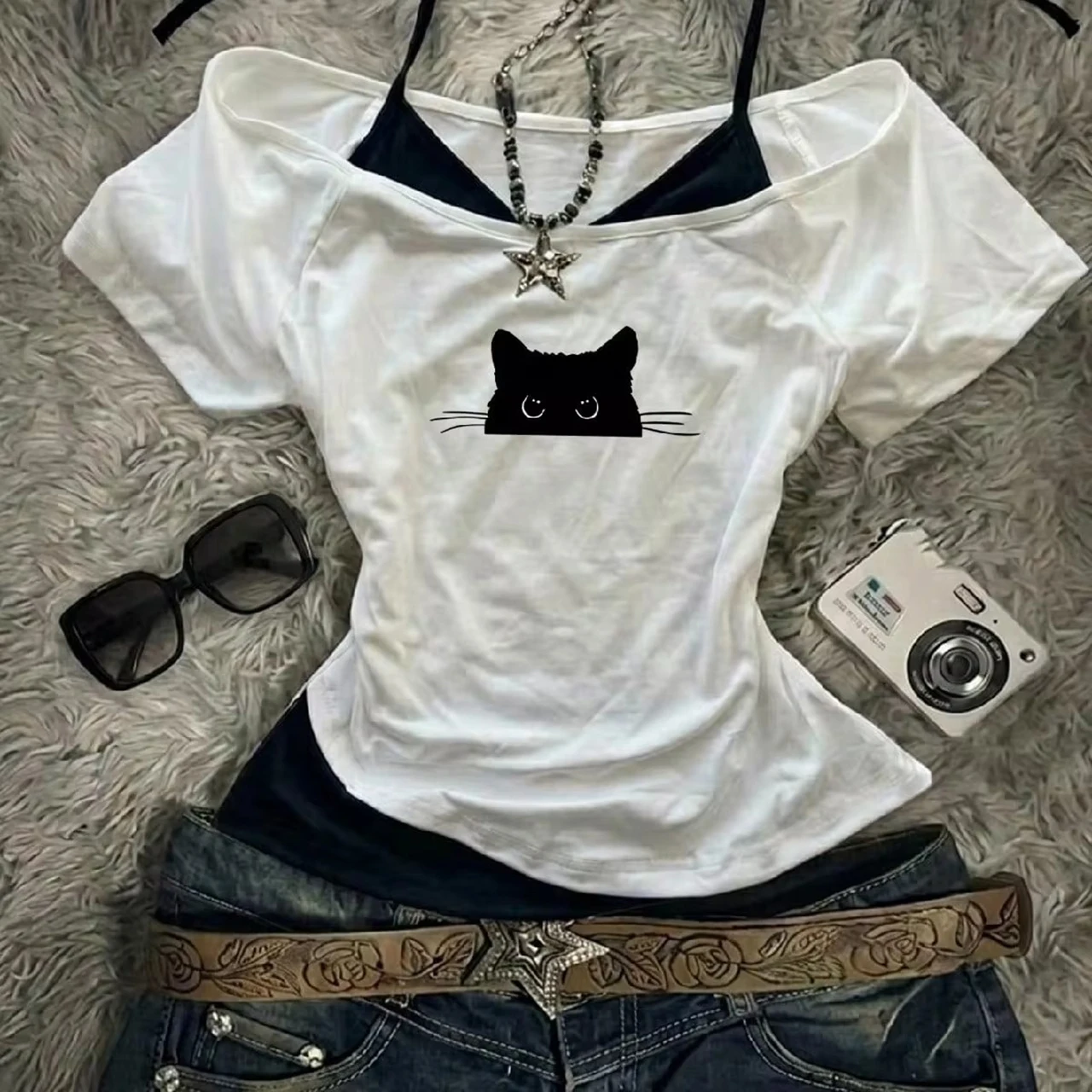 American Short Sleeved T-Shirt off Shoulder Slim Fit Top Summer Fashion Kawaii Retro Tees Y2K Creative Design Fake Two-Piece Set