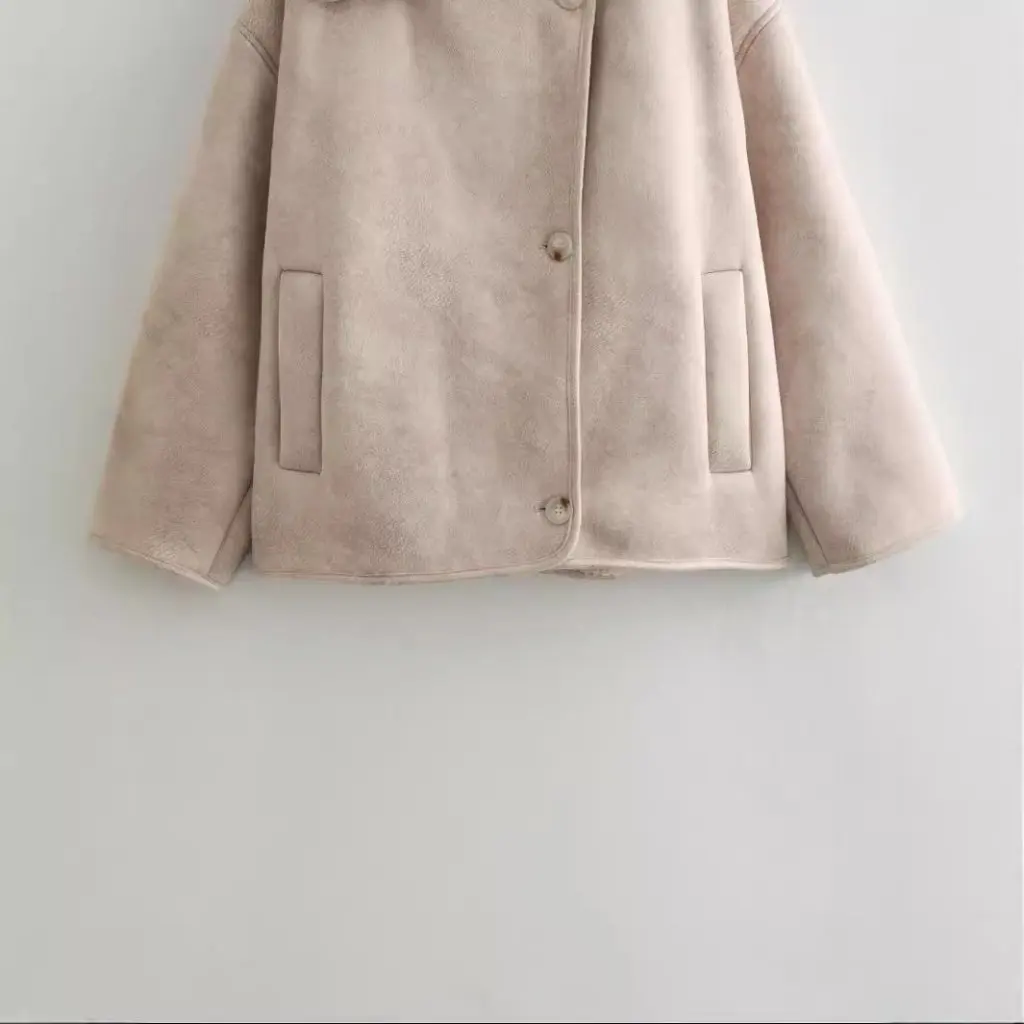 เสื้อโค้ทกันหนาวสำหรับผู้หญิง บุขนแกะ ปกหนังกลับ ทรงหลวม สไตล์ยุโรปอเมริกัน สำหรับการค้า