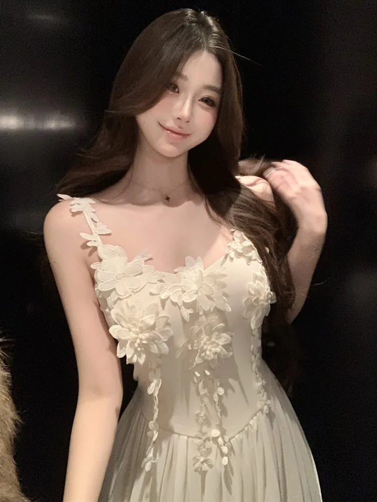

Elegant A-Line Beach Dress with Beautiful 3D Flower Design Comfortable Strapless Gown Korean Style Summer Long Dress