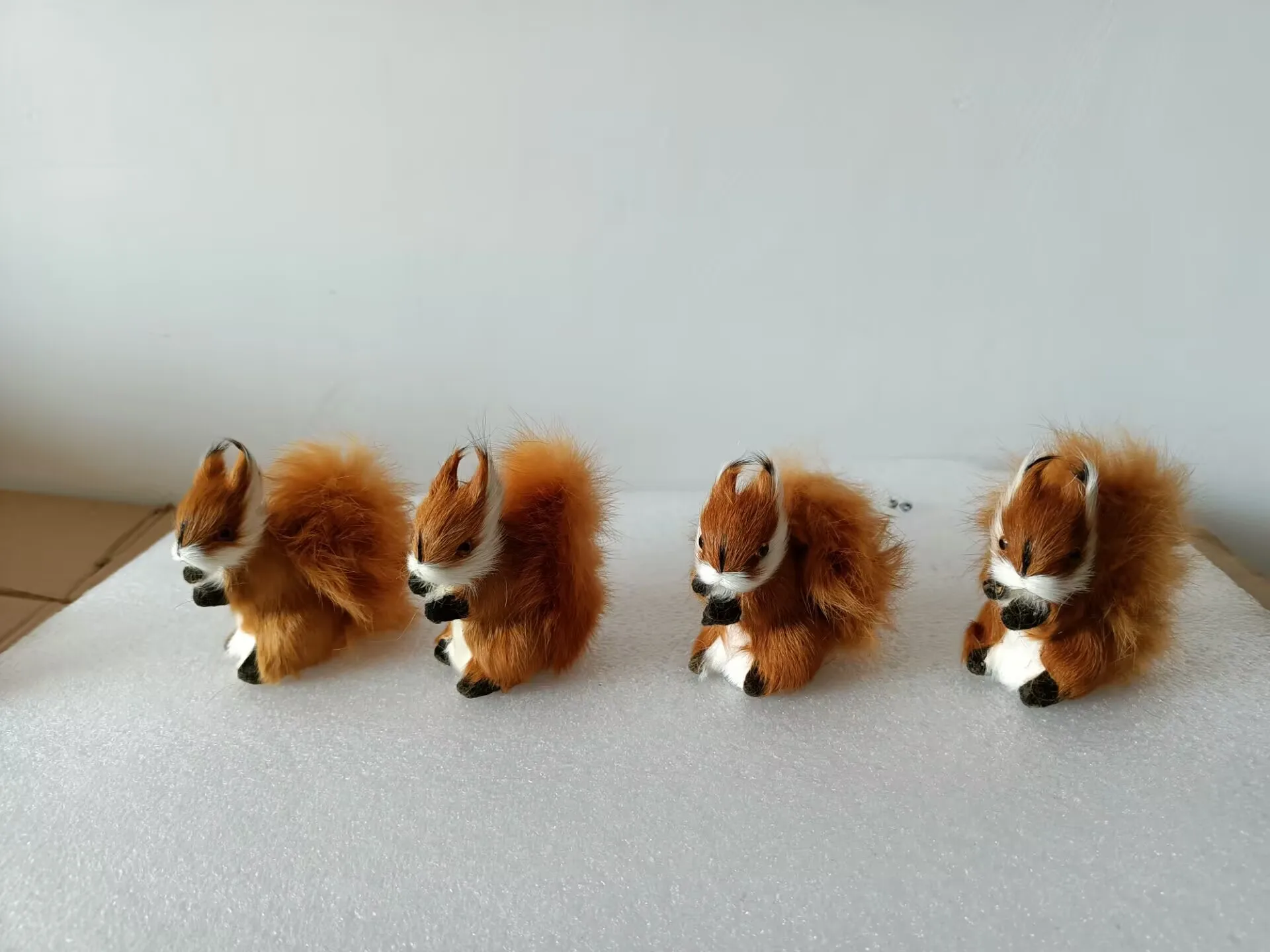 4 pieces mini cute plastic&fur squirrel models about 7cm