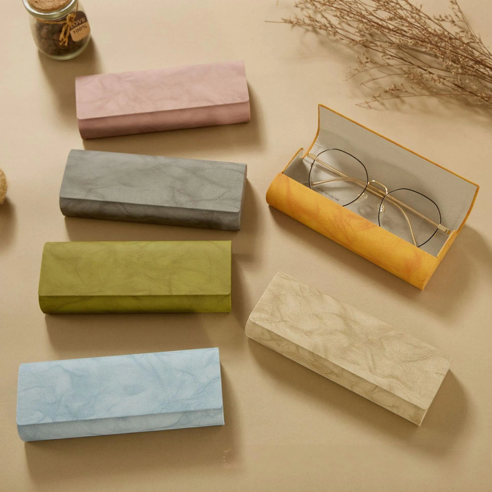 

1pc New Fashion Glasses Case Myopia Sun Eye Box Men and Women Anti-pressure Mirror Case Leather Optical Lens Case