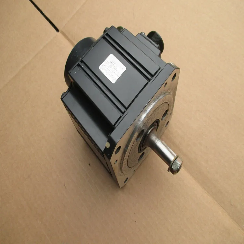 Серводвигатель HC103BT-SZ в наличии