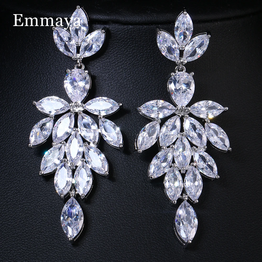 Emmaya New Arrival Fashion Wedding Party Dress-Up Shiny Zirconia Earring Leaves Shape Noble Ornament Female Exquisite Jewelry