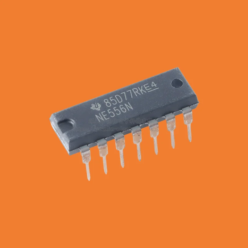 10pcs/Original genuine plug-in NE556N PDIP-14 dual channel precision timer chip