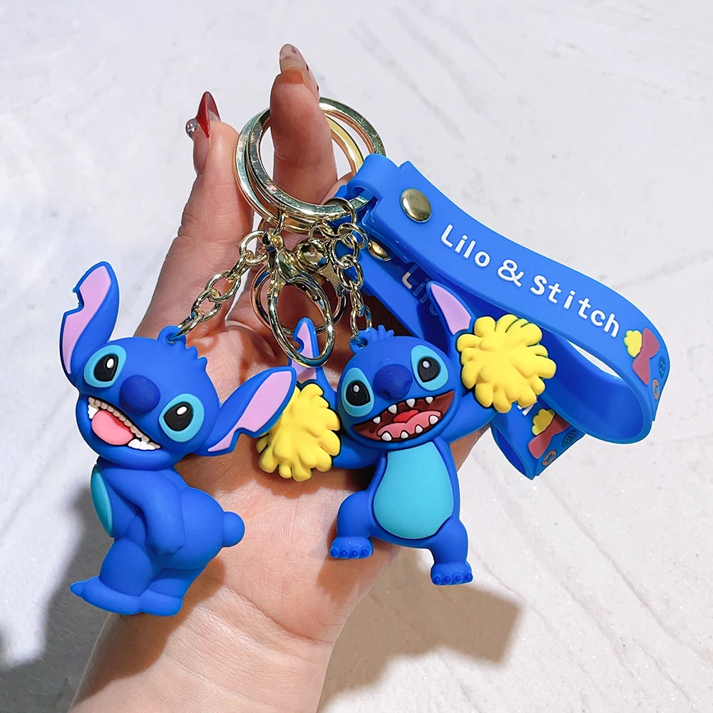 Stitch Keychian Anime Stitch Portachiavi con ciondolo Portachiavi con angelo rosa dolce Portachiavi per auto da donna Regalo di compleanno per ragazza