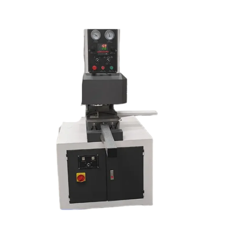 Manufacturers Supply Plastic Steel Door and Window Equipment Double-sided Seamless Welding Machine