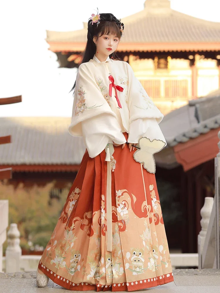 Winter thickened Ming-made Hanfu women's velvet winter horse skirt Chinese style ancient clothing full set of winter models