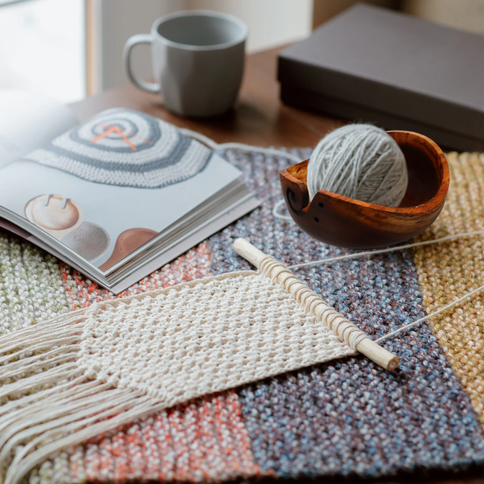 

Wooden Yarn Storage Bowl Sheep Shape Wear Resistant Lightweight Yarn Bowl Holder Knitting Crochet Wool Craft Container